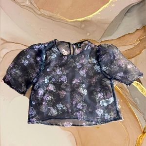 Forever 21 black, floral sheer top in size small (S). Perfect for Spring!